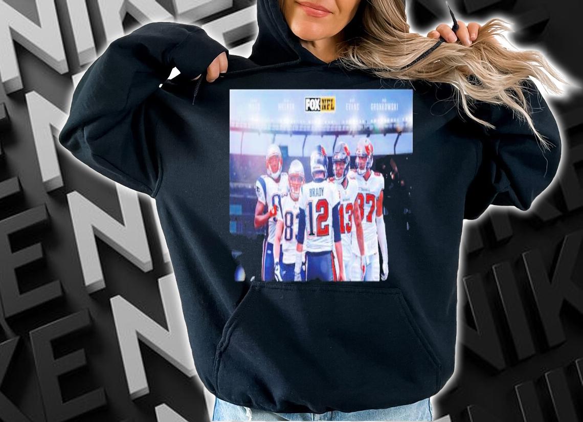 Tom Brady's Greatest Pass-Catchers List Includes Gronk Moss Shirt t-shirt