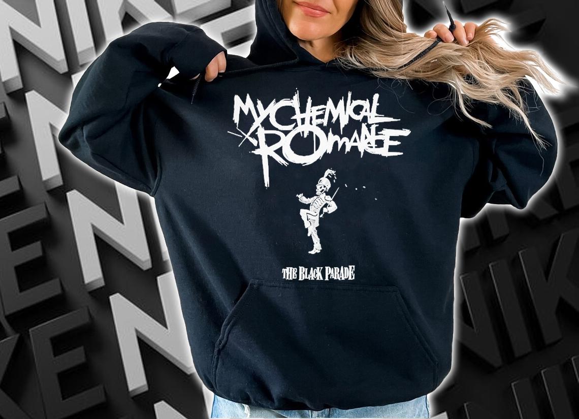 We'll Carry On Romance Mychemical Romance The Black Parade T-Shirt t-shirt