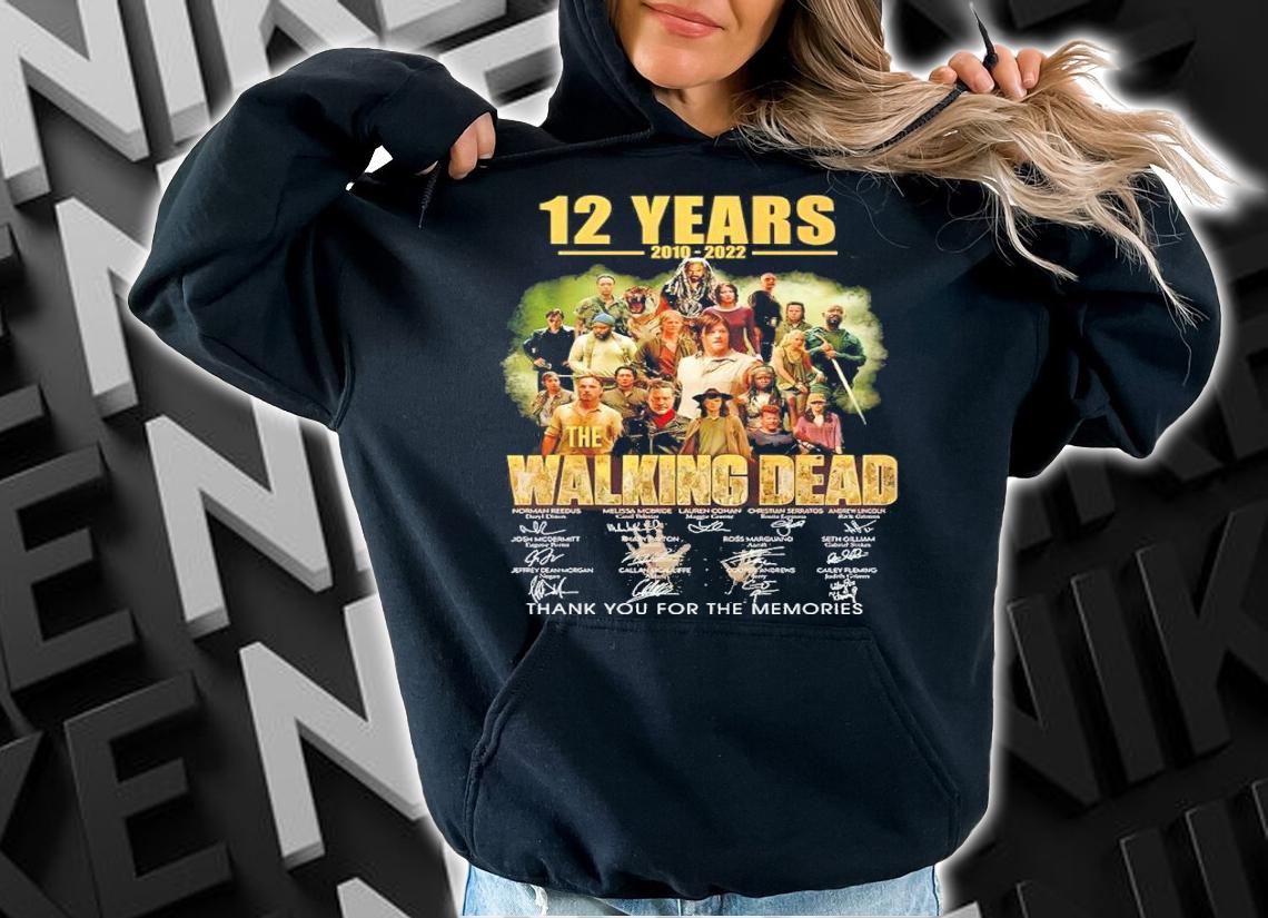 12 Years 2010-2022 The Walking Dead Signatures Thank You For The Memories Shirt t-shirt hoodie