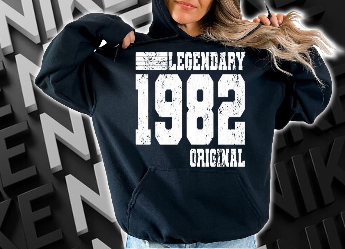 40th Birthday Legendary 1982 Original T-Shirt t-shirt