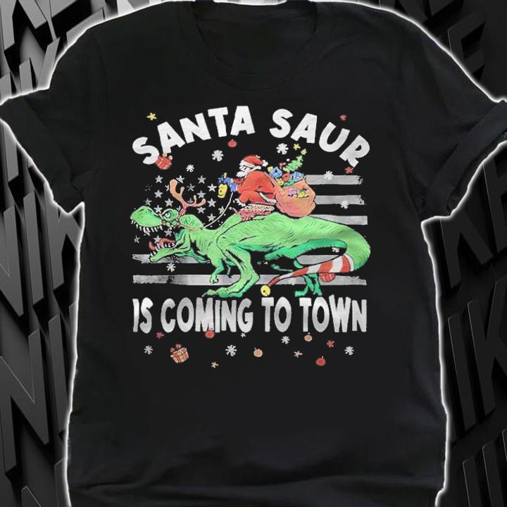 Santa saur is coming to town Christmas Dinosaur T-shirt t-shirt