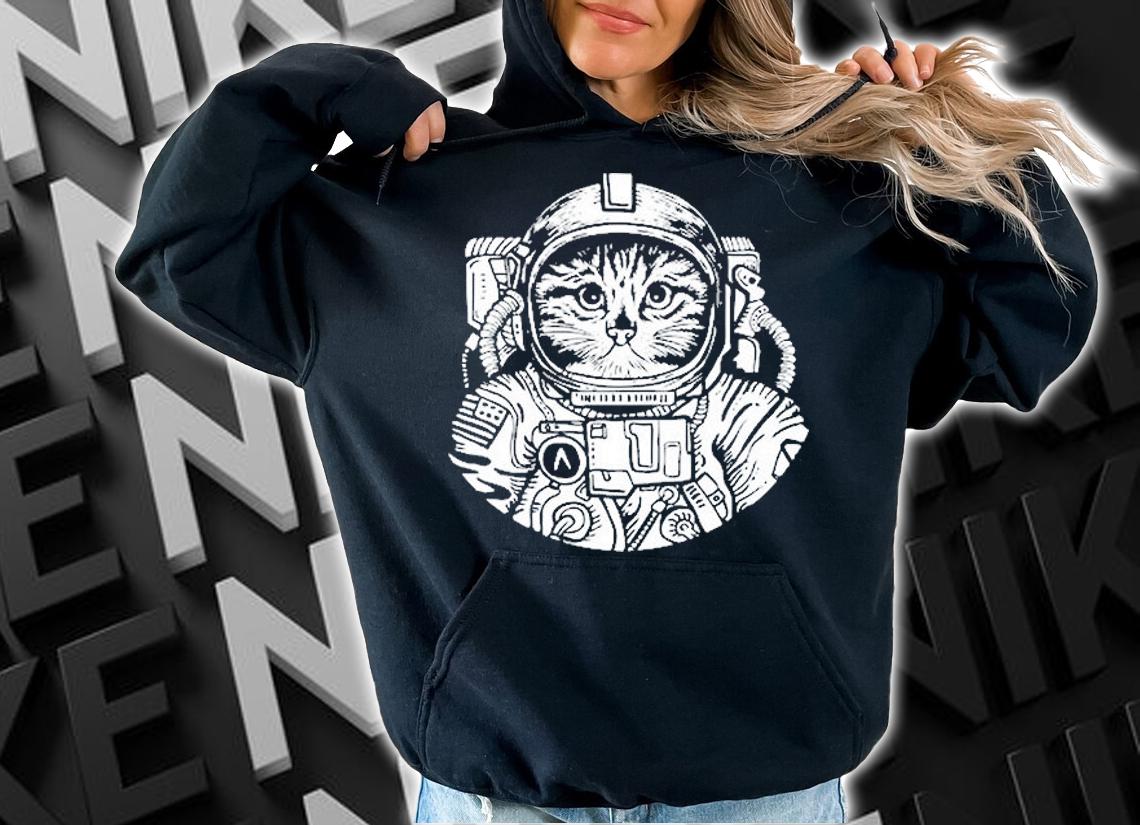 Cute Cat Astronaut Kitten Space Animal Lovers T-Shirt t-shirt
