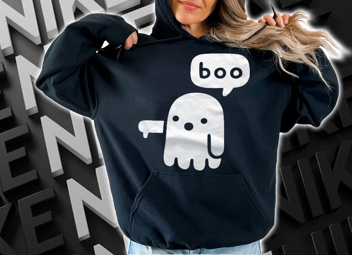 Disapproving Ghost Classic Halloween Gamer Gift T-shirt t-shirt