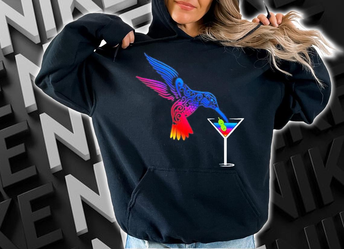 Funny Hummingbird Kolibri Drinks T-Shirt t-shirt