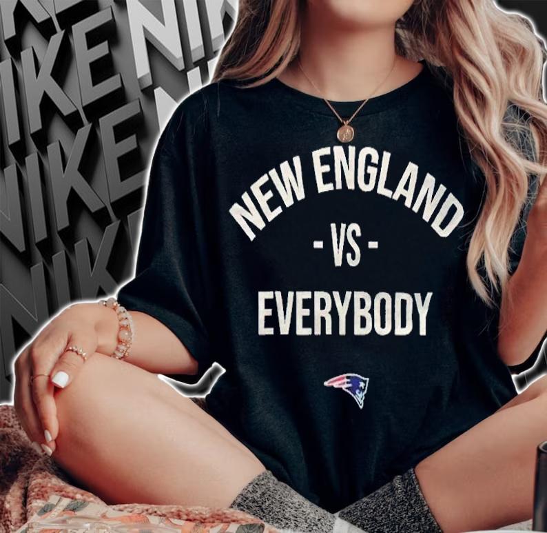 New England Patriots Vs Everybody T-shirt