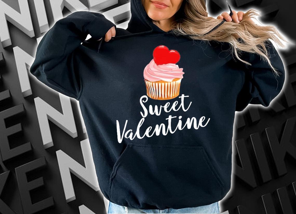 Valentines Day Cupcake Love Muffin Cupcake T-Shirt hoodie