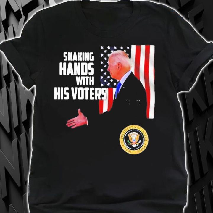 Joe Biden shaking hands with his voters USA flag 2022 shirt