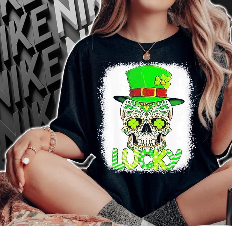 Lucky Skull Leprechaun Sugar Skull St Patrick's Day T-Shirt woman shirt