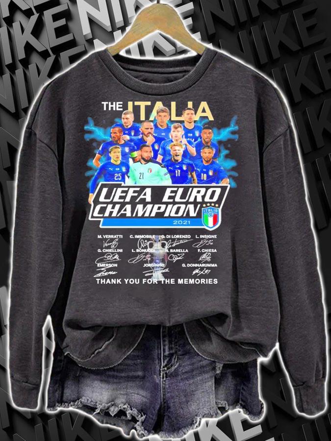 The Italia UEFA Euro Champion 2021 team signatures shirt